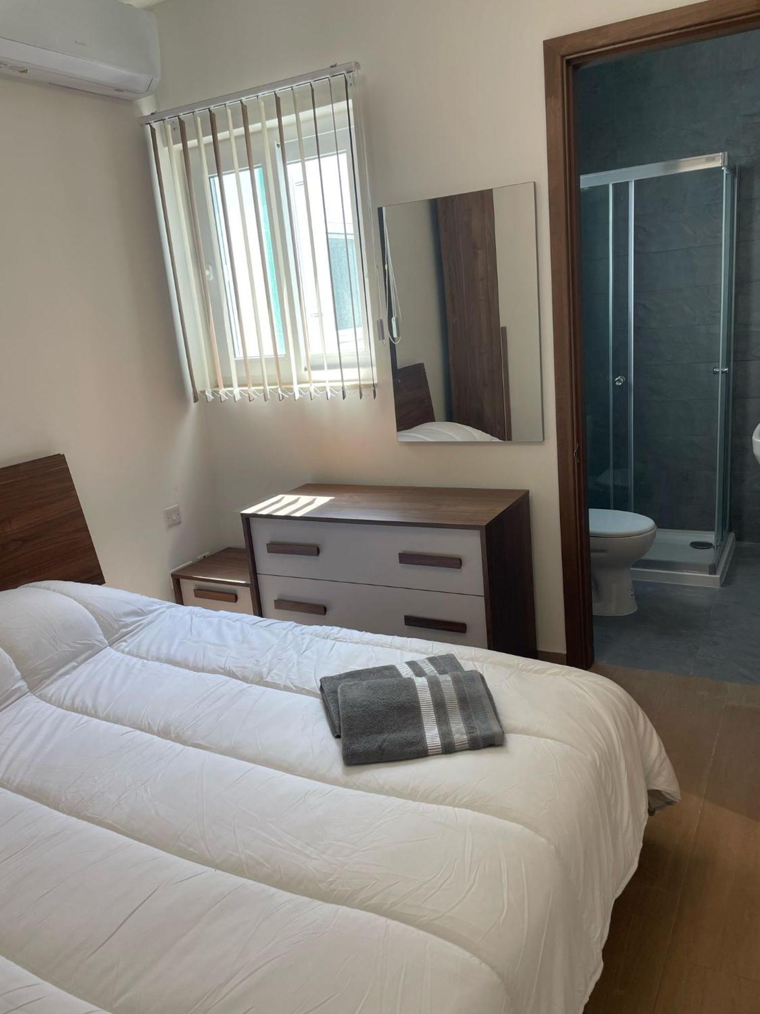 Three Bedroom Penthouse San Ġwann Екстериор снимка
